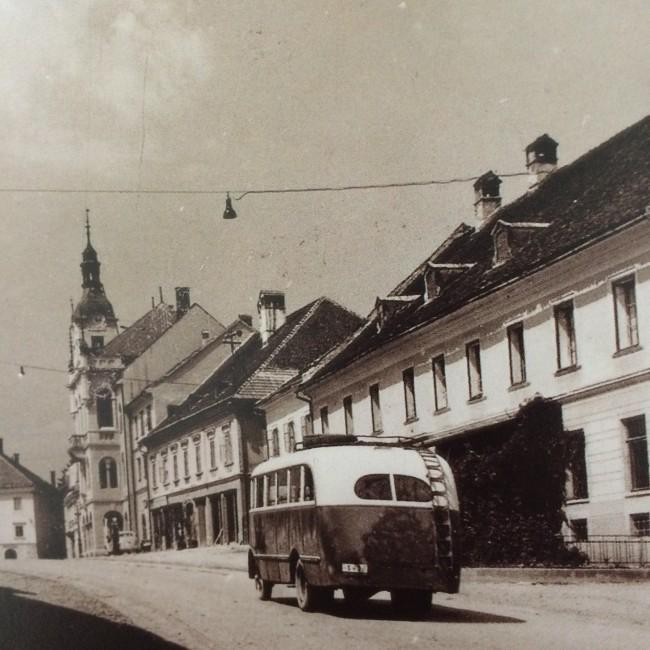 Novo mesto 1945, razglednico hrani Dolenjski muzej Novo mesto