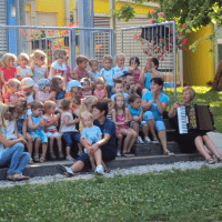Združevanje otrok med poletnimi počitnicami 2012